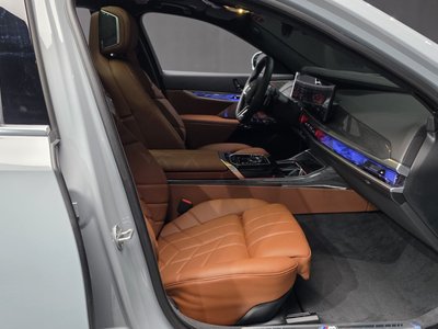 2025 BMW 7 SERIES — миниатюра 12