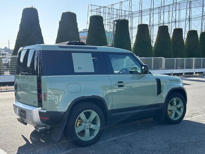 LAND ROVER DEFENDER - 2