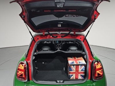 2023 MINI COOPER thumbnail 32
