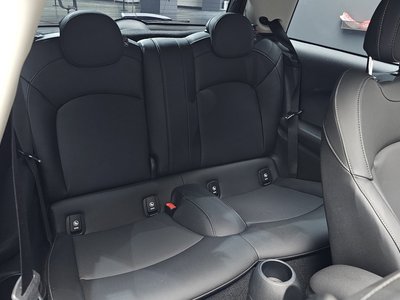 2023 MINI COOPER thumbnail 18