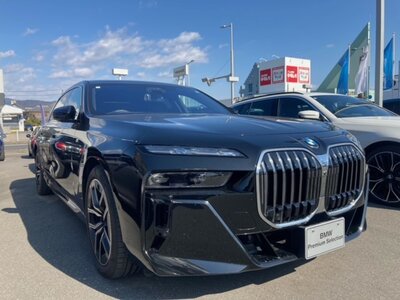 BMW 7 SERIES