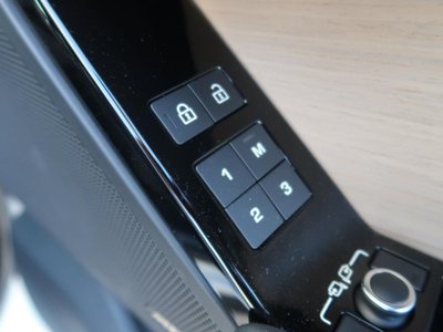 LAND ROVER RANGE ROVER VELAR - 9