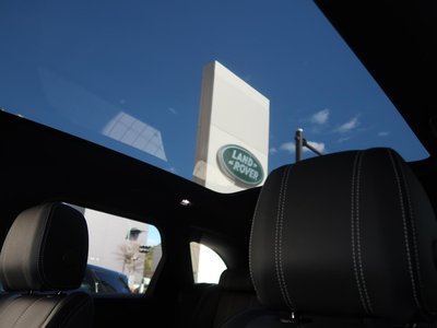 LAND ROVER RANGE ROVER VELAR - 4