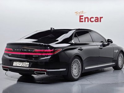 2019 Genesis G90 photo 4