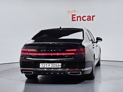 2019 Genesis G90 photo 3
