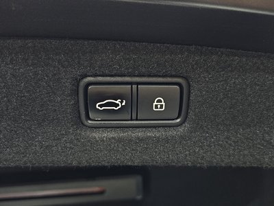 2019 Genesis G90 — миниатюра 20