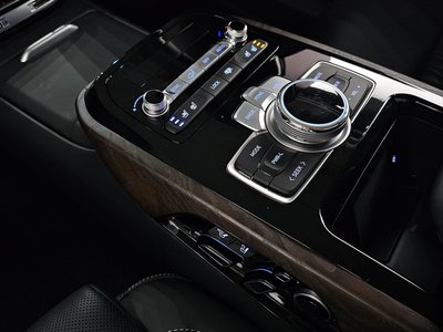 2019 Genesis G90 — миниатюра 18