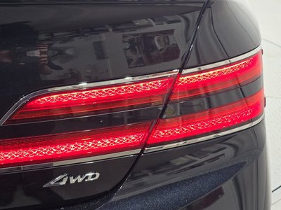 2020 Genesis G90 — фото 10
