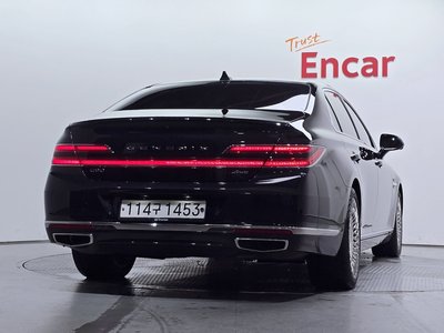 2020 Genesis G90 — фото 3