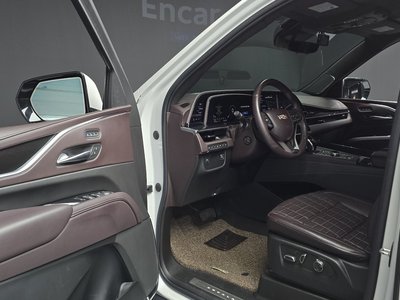 2022 Cadillac ESCALADE 5TH GENERATION thumbnail 13