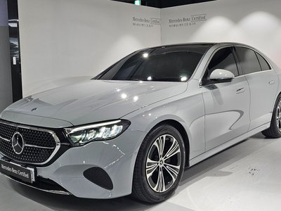 MERCEDES-BENZ E-CLASS - 5