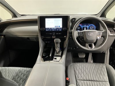 صورة 10 لـ 2025 Toyota ALPHARD
