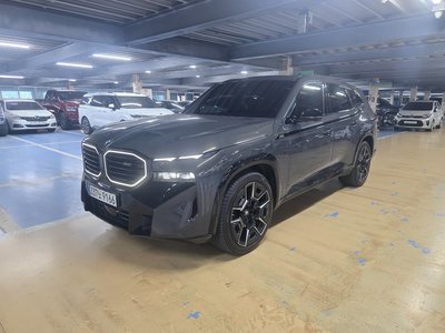 BMW XM - 1