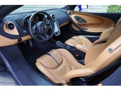 صورة 7 لـ 2019 Mclaren 570GT