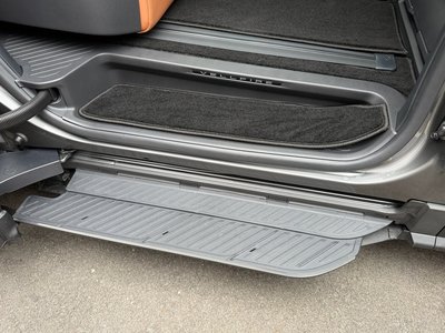 TOYOTA VELLFIRE - 4