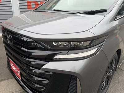 TOYOTA VELLFIRE - 8