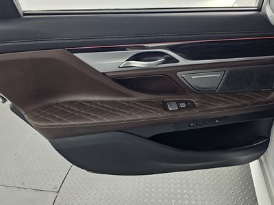 2021 BMW 7 SERIES 缩略图 15