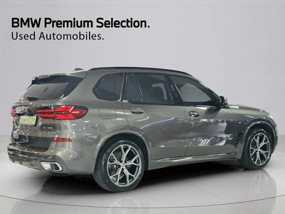 صورة 4 لـ 2025 BMW X5