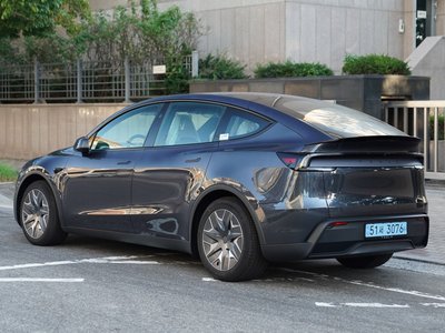 2026 Tesla MODEL Y 照片 4