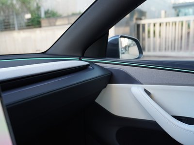 2026 Tesla MODEL Y — миниатюра 13