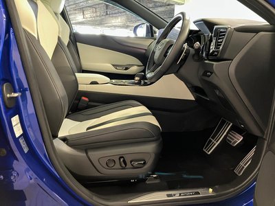 2023 Lexus NX — миниатюра 16