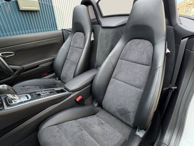 2017 Porsche 718 缩略图 16