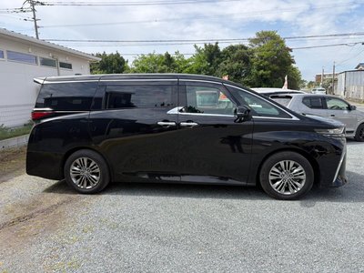 TOYOTA ALPHARD - 4