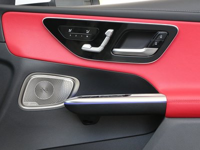 MERCEDES-BENZ GLC - 10