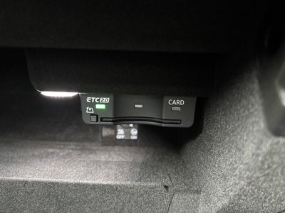 2025 AUDI E-TRON GT QUATTRO 缩略图 33