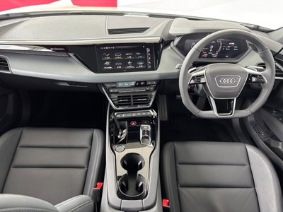 2025 AUDI E-TRON GT QUATTRO 缩略图 11