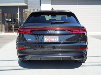 AUDI Q8 - 7