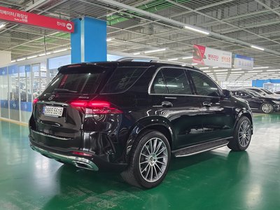MERCEDES-BENZ GLE - 7