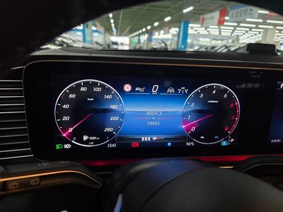 MERCEDES-BENZ GLE - 8