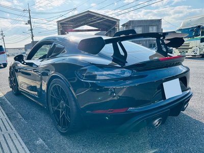 PORSCHE 718 CAYMAN - 3