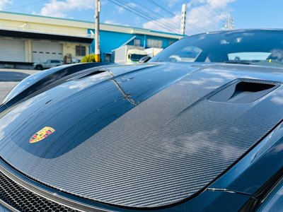 PORSCHE 718 CAYMAN - 9