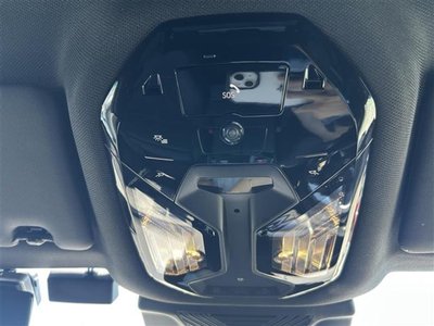 2024 BMW 5 SERIES 缩略图 19