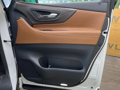 2025 Toyota VELLFIRE — миниатюра 33