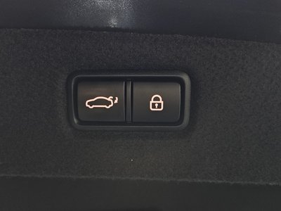 2021 Genesis G90 — миниатюра 20