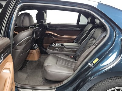 2021 Genesis G90 — миниатюра 11