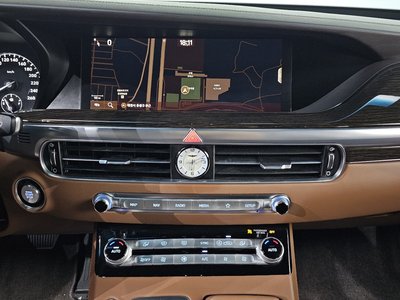 2021 Genesis G90 — миниатюра 15