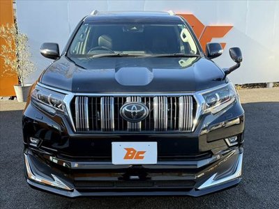 TOYOTA LAND CRUISER PRADO - 10