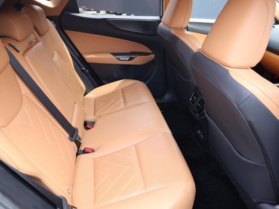 صورة مصغرة 16 لـ 2023 Lexus NX