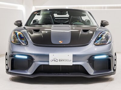 PORSCHE 718 SPYDER - 3