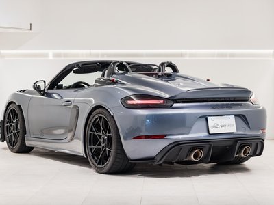 PORSCHE 718 SPYDER - 5