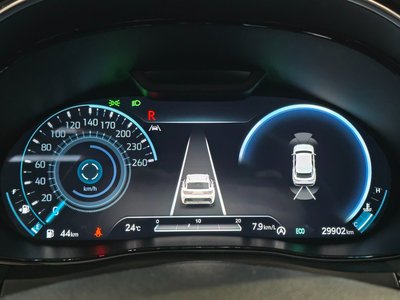 صورة 5 لـ 2022 Genesis GV70