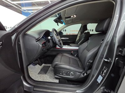 2022 Genesis GV70 — миниатюра 12