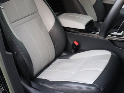 2023 LAND Rover RANGE ROVER EVOQUE — миниатюра 17