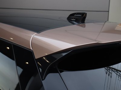 صورة 8 لـ 2023 LAND Rover RANGE ROVER EVOQUE