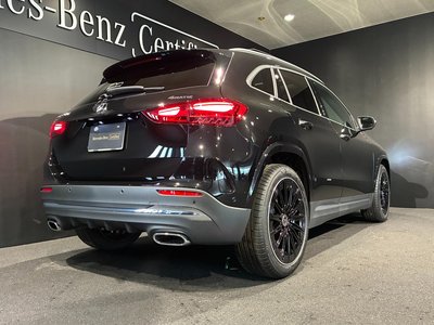 MERCEDES-BENZ GLA - 9