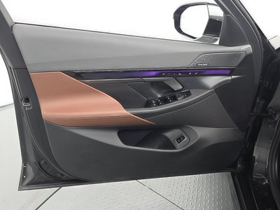 2025 BMW 5 SERIES thumbnail 14